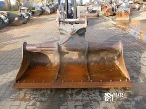 Liebherr Grabenräumlöffel schwenkbar 2.400mm