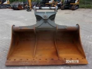 Liebherr Grabenräumlöffel schwenkbar 2.200mm