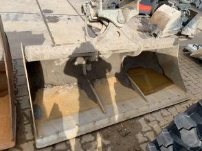 Liebherr Grabenräumlöffel schwenkbar 2.200mm