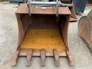 Liebherr Tieflöffel 1.550mm