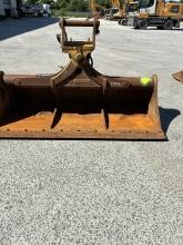 Liebherr Grabenräumlöffel schwenkbar 2.000mm