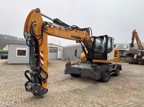 Liebherr A 920 Litronic