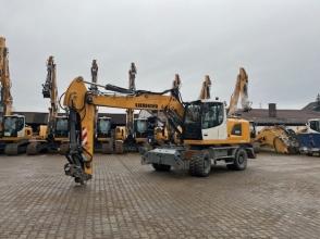 Liebherr A 920 Litronic