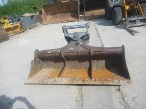 Liebherr Grabenräumlöffel schwenkbar 2.000mm