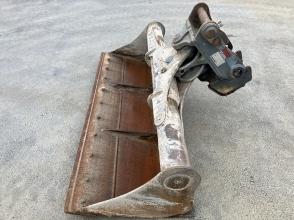 Liebherr Grabenräumlöffel schwenkbar 2.000mm