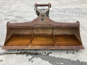 Liebherr Grabenräumlöffel schwenkbar 2.000mm