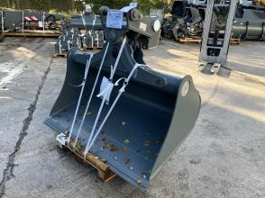 LIEBHERR Schwenklöffel 1600mm 0,80m³ SWA33LF