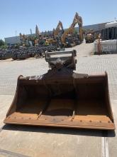 Liebherr Grabenräumlöffel 2.200mm; 1,65m³ 2x50°