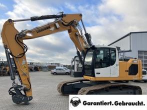 Liebherr R 922 Litronic