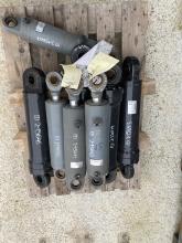 Liebherr Hydraulikzylinder 100/45/214 - 180BAR