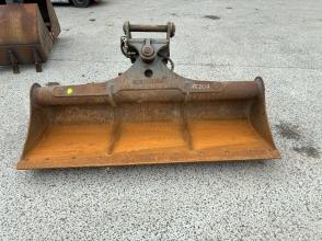 Liebherr Grabenräumlöffel schwenkbar 2.000mm