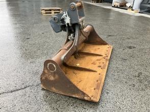 Liebherr Grabenräumlöffel schwenkbar 2.000mm