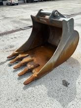 Liebherr Tieflöffel 1.250mm