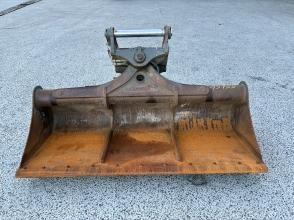 Liebherr Grabenräumlöffel schwenkbar 2.000mm