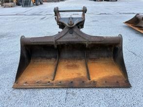 Liebherr Grabenräumlöffel schwenkbar 2.000mm