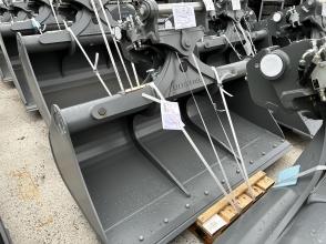 Liebherr Grabenräumlöffel schwenkbar 2.000mm