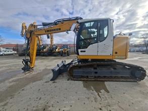 Liebherr R 914 Compact Litronic