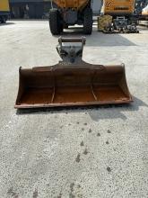 Liebherr Grabenräumlöffel schwenkbar 1.700mm