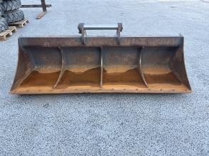 Liebherr Grabenräumlöffel (GRL04) starr 2.400mm