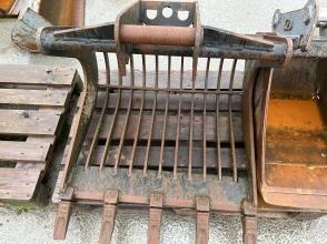 Sieblöffel / Gitterlöffel