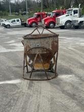 1 1/2 Yard Concrete Bucket