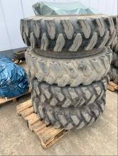 8x Räder Mitas 11.00-20 mit 10-Loch-Felge