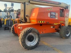 2013 JLG 800AJ Articulated Boom