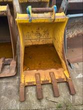 Liebherr Tieflöffel 850mm