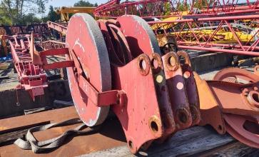 Manitowoc 2250 133 luffer roller tip