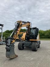 Liebherr A 913 Compact Litronic