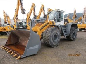 Liebherr L 586 XPower