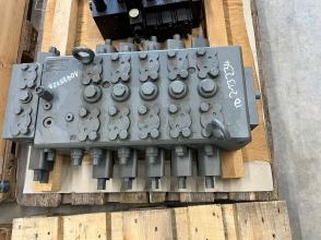 Liebherr Steuerblock