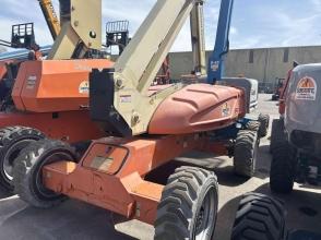 2014 JLG M600J