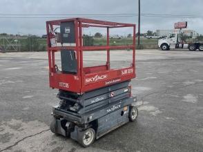 2013 Skyjack SJIII 3219