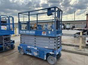 2014 Genie GS-3232
