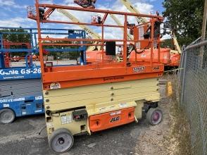 2015 JLG 3246ES