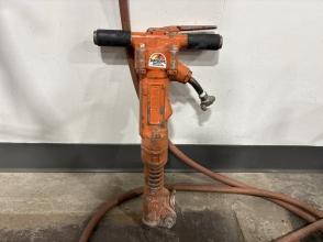 2018 American Pneumatic Tools (APT) M160