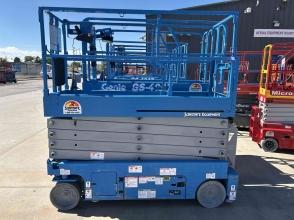 2017 Genie GS-3232