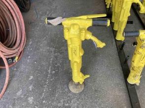 2005 American Pneumatic Tools (APT) M190