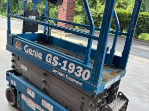 2015 Genie GS-1930